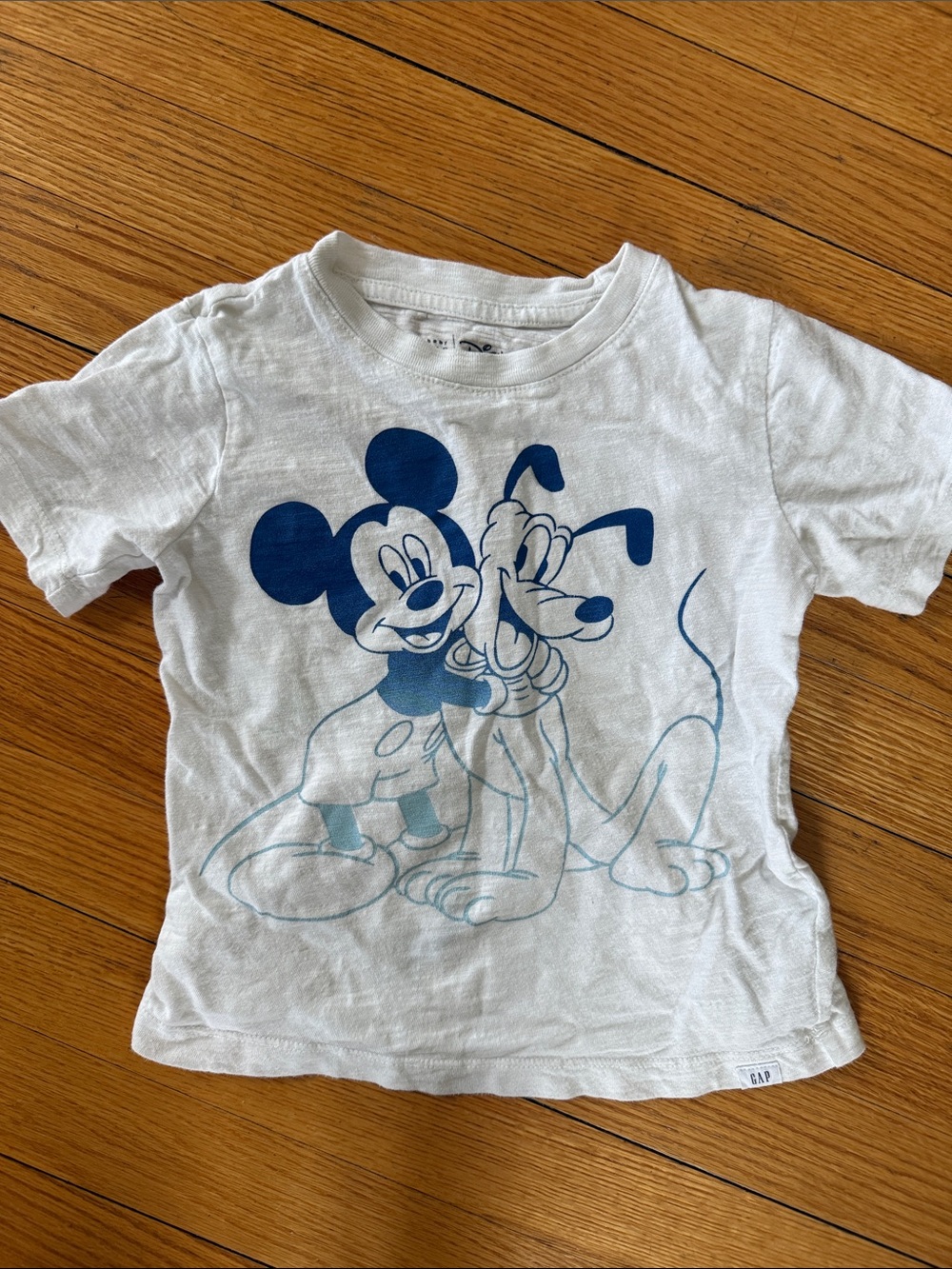 GAP White Short Sleeve Tee with Blue Mickey & Pluto Graphic
